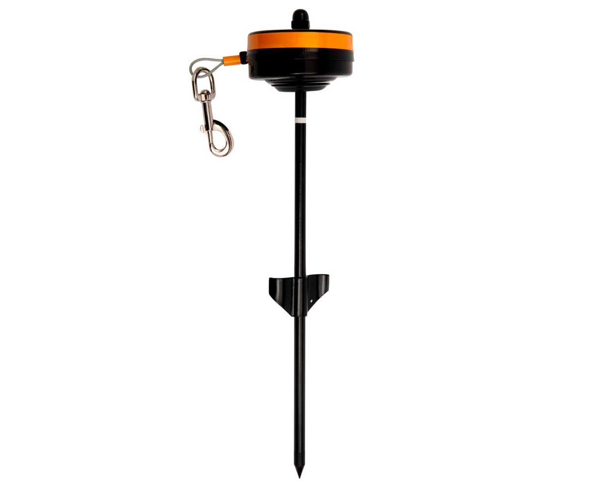 Рулетка Для Собак Мелких Пород Lixit (Ликсит) с Креплением в Грунт До 13,6кг 4,6м Металлический Трос 8400